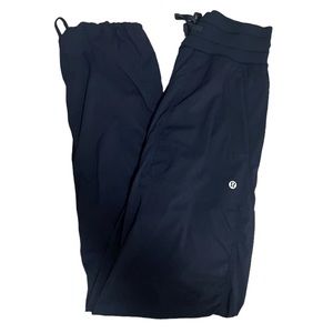 lululemon athletica Dance Studio Mid Rise Pant Size 2